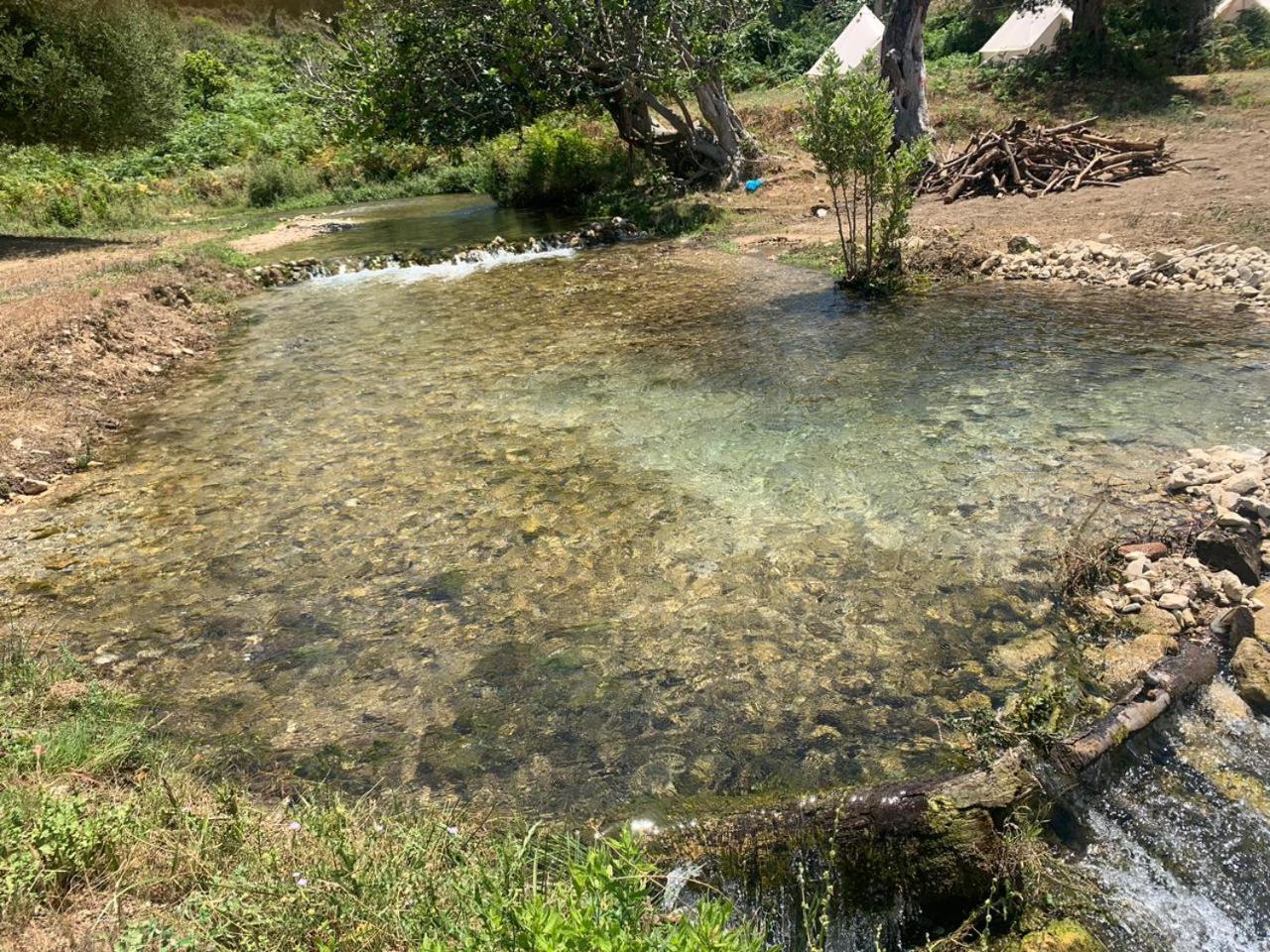 Riverside Bunec Camping Ξενοδοχείο Piqeras Εξωτερικό φωτογραφία